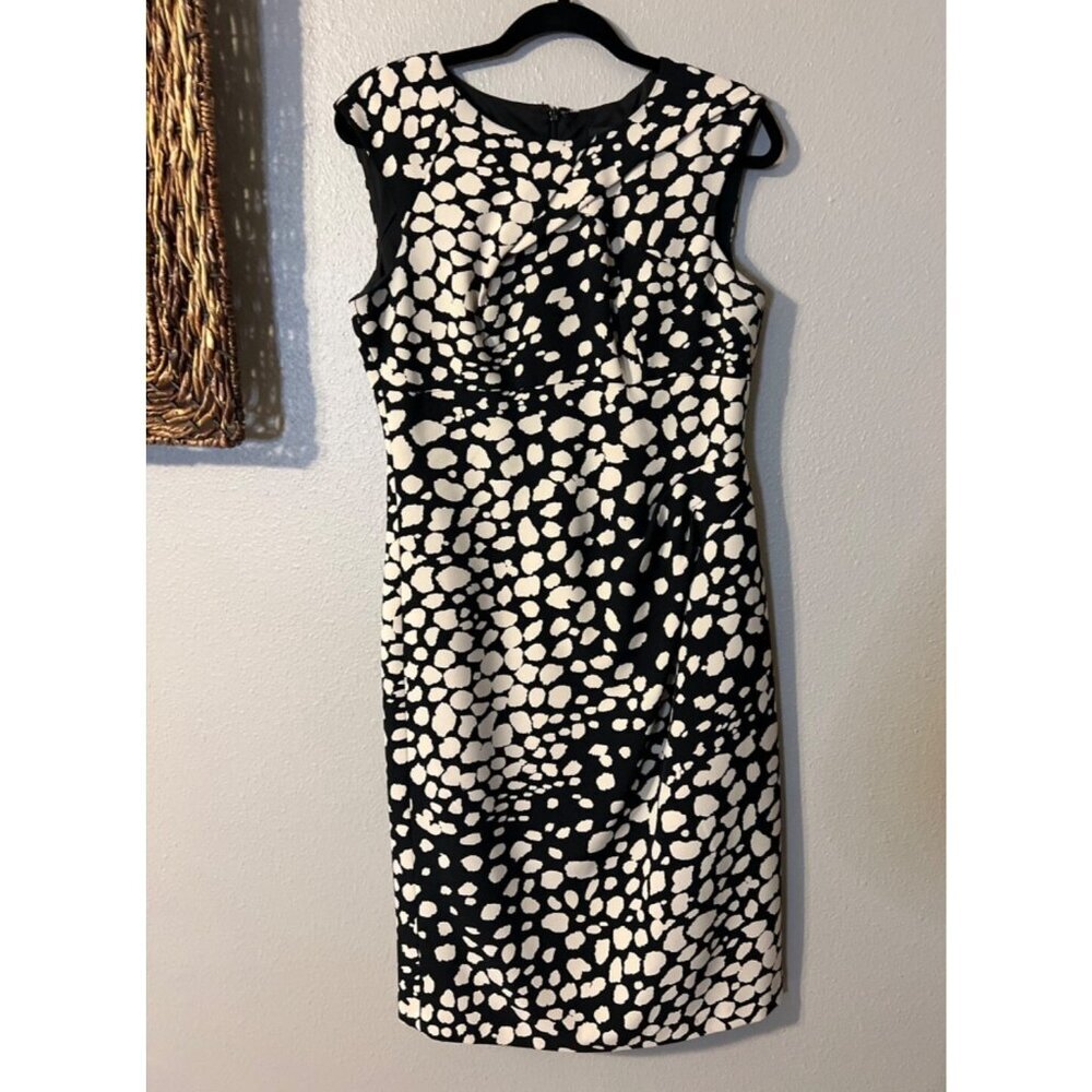 Adrianna Papell Black Cream Dress 10 Stretch Sheath Sleeveless Career Church - Picture 6 of 7